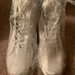 Hi top Moro By Guess
